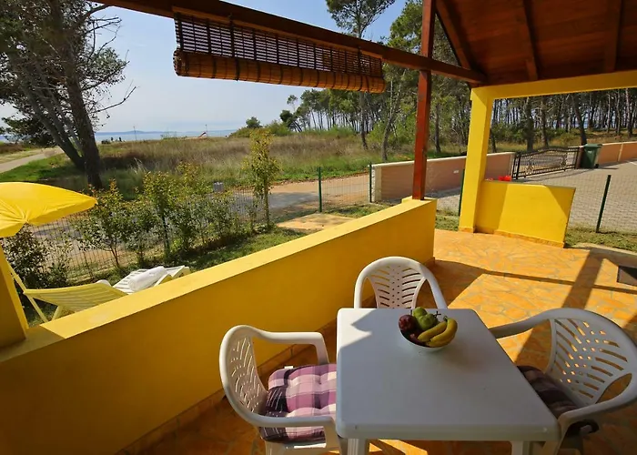 House On The Tin Privlaka (Zadar)